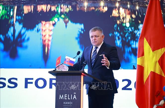 Thủ tướng Slovakia Robert Fico phát biểu tại Diễn đàn doanh nghiệp Slovakia – Việt Nam năm 2026. Ảnh: Dương Giang - TTXVN 