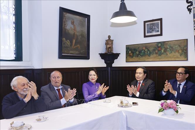 Chủ tịch Bet88app còn khuyến mãi Trần Thanh Mẫn phát biểu. Ảnh: Doãn Tấn - TTXVN