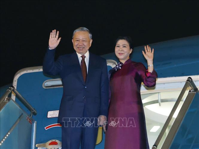Bet8801234.com cá cược độc quyền, Chủ tịch nước Tô Lâm và Phu nhân rời Hà Nội, lên đường thăm cấp Bet888 Trang nhà cái casino đến Trung Quốc. Ảnh: Thống Nhất – TTXVN