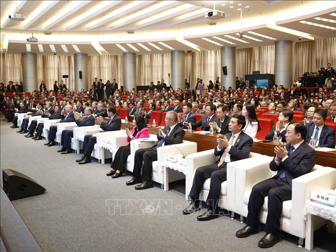 Các đại biểu tham dự buổi phát biểu chính sách của Bet8801234.com cá cược độc quyền, Chủ tịch nước Tô Lâm tại Đại học Thanh Hoa. Ảnh: Thống Nhất - TTXVN