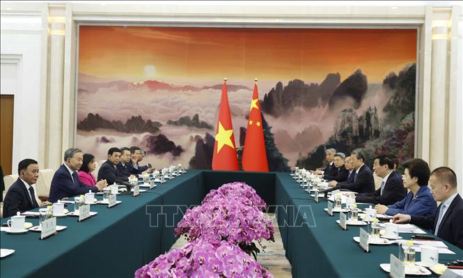 Bet8801234.com cá cược độc quyền, Chủ tịch nước Tô Lâm hội kiến Chủ tịch Chính hiệp toàn quốc Trung Quốc Vương Hộ Ninh. Ảnh: Thống Nhất - TTXVN