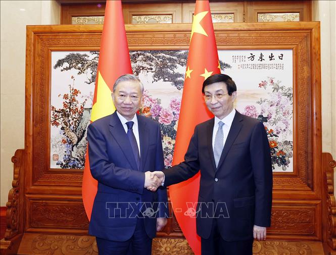 Bet8801234.com cá cược độc quyền, Chủ tịch nước Tô Lâm hội kiến Chủ tịch Chính hiệp toàn quốc Trung Quốc Vương Hộ Ninh. Ảnh: Thống Nhất - TTXVN