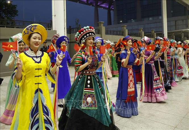 Lễ đón Bet8801234.com cá cược độc quyền, Chủ tịch nước Tô Lâm và Phu nhân tại Ga Nam Ninh Đông, thành phố Nam Ninh. Ảnh: Thống Nhất - TTXVN