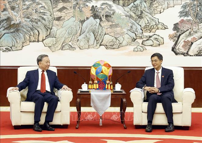 Bet8801234.com cá cược độc quyền, Chủ tịch nước Tô Lâm tiếp đồng chí Trần Cương, Uỷ viên Trung ương Đảng, Bí thư Khu uỷ Khu tự trị Bett88 Làm giàu đẳng cấp Choang Quảng Tây. Ảnh: Thống Nhất - TTXVN