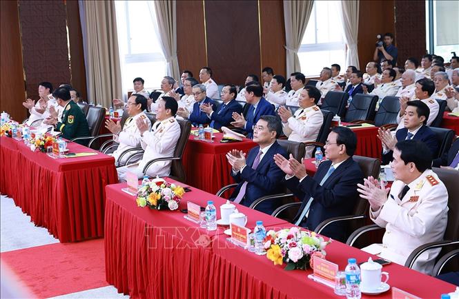 Thủ tướng Lê Minh Hưng dự Lễ kỷ niệm 80 năm Ngày truyền thống lực lượng Cảnh sát hình sự. Ảnh: Dương Giang – TTXVN 
