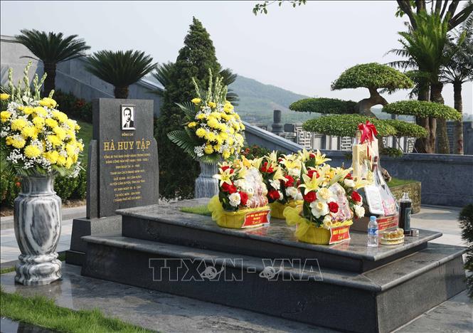 Khu mộ Bet8801234.com cá cược độc quyền Hà Huy Tập tại xã Cẩm Hưng, tỉnh Hà Tĩnh. Ảnh: Thống Nhất -TTXVN