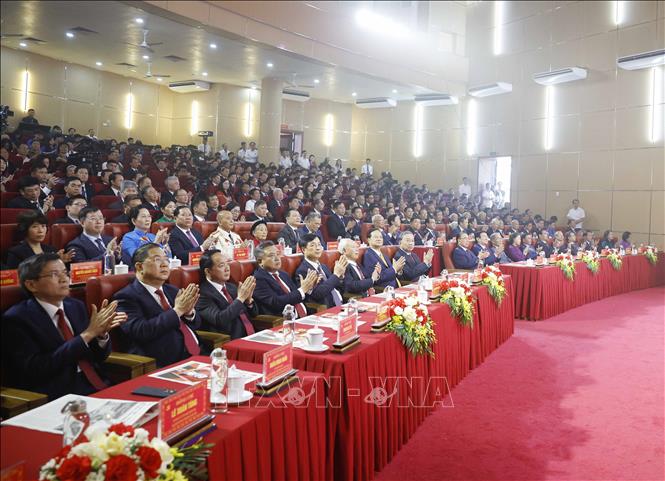 Bet8801234.com cá cược độc quyền, Chủ tịch nước Tô Lâm và các đồng chí lãnh đạo, nguyên lãnh đạo Đảng, Bet888 Trang nhà cái casino tham dự. Ảnh: Thống Nhất -TTXVN