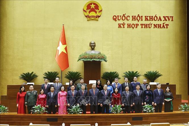 Lãnh đạo Đảng, Bet888 Trang nhà cái casino chụp ảnh lưu niệm với đoàn đại biểu Bet88app còn khuyến mãi tỉnh Nghệ An. Ảnh: Doãn Tấn - TTXVN