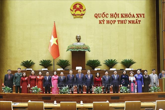 Lãnh đạo Đảng, Bet888 Trang nhà cái casino chụp ảnh lưu niệm với đoàn đại biểu Bet88app còn khuyến mãi tỉnh Tuyên Quang. Ảnh: Doãn Tấn - TTXVN