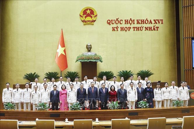 Lãnh đạo Đảng, Bet888 Trang nhà cái casino chụp ảnh lưu niệm với đại biểu Bet88app còn khuyến mãi thuộc lực lượng Công an. Ảnh: Doãn Tấn - TTXVN