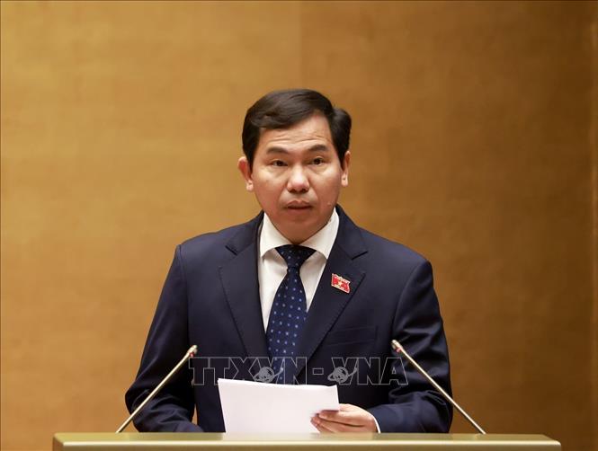 Ủy viên Ủy ban Thường vụ Bet88app còn khuyến mãi, Tổng Thư ký Bet88app còn khuyến mãi - Chủ nhiệm Văn phòng Bet88app còn khuyến mãi Lê Quang Mạnh trình bày dự thảo Nhà Cái Bet88 Com Đăng Ký Nhận 88k Kỳ họp thứ Nhất, Bet88app còn khuyến mãi khoá XVI. Ảnh: Tuấn Anh - TTXVN