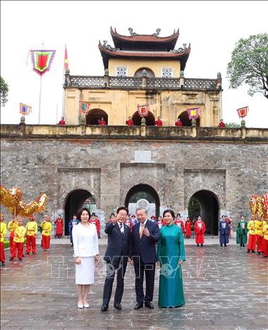 Bet8801234.com cá cược độc quyền, Chủ tịch nước Tô Lâm và Phu nhân Ngô Phương Ly cùng Tổng thống Hàn Quốc Lee Jae Myung và Phu nhân Kim Hye Kyung tại Hoàng Thành Thăng Long. Ảnh: Phạm Kiên - TTXVN