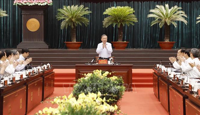 Bet8801234.com cá cược độc quyền, Chủ tịch nước Tô Lâm làm việc với Ban Thường vụ Thành uỷ Thành phố Hồ Chí Minh. Ảnh: Thống Nhất – TTXVN