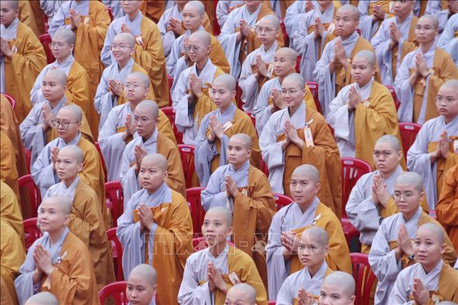 Đông đảo Tăng ni thuộc Giáo hội Phật giáo Việt Nam Thành phố Hồ Chí Minh trang nghiêm dự Đại lễ. Ảnh: Xuân Khu - TTXVN