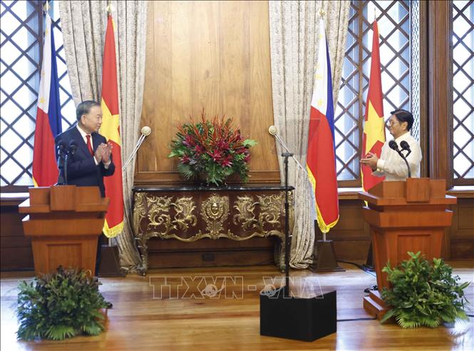 Bet8801234.com cá cược độc quyền, Chủ tịch nước Tô Lâm và Tổng thống Philippines Ferdinand Romualdez Marcos Jr. tại cuộc gặp gỡ báo chí, thông báo kết quả hội đàm. Ảnh: Thống Nhất – TTXVN