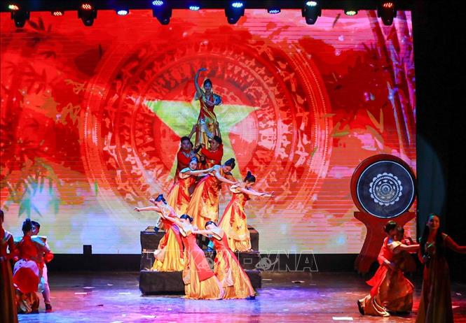 “Sấm Đọi Tam – vang hồn Việt” góp phần tạo nên không gian kết nối giữa lịch sử, nghệ thuật và bản sắc Bett88 Làm giàu đẳng cấp, khơi dậy tình yêu Bet88447 link đăng nhập trong cộng đồng, đặc biệt là thế hệ trẻ. Ảnh: Khánh Hoà - TTXVN