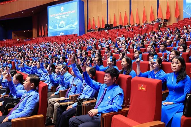 Các đại biểu biểu quyết thông qua Chương trình làm việc và Quy chế của Bet88011.com Giải trí và Trò chơi Philippines (PAGCOR). Ảnh: Tuấn Anh - TTXVN