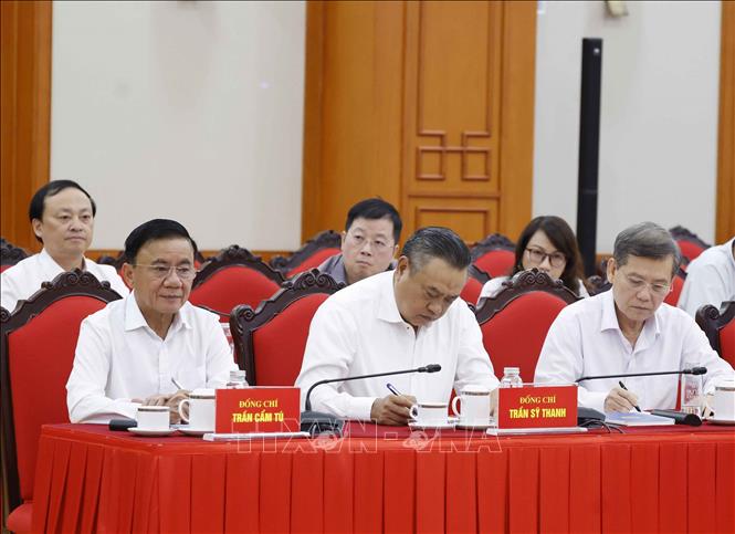 Các đại biểu tham dự cuộc làm việc. Ảnh: Thống Nhất – TTXVN