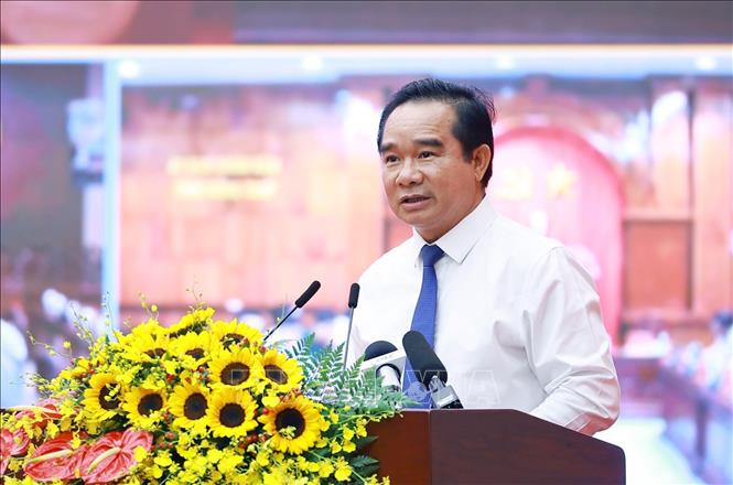Chủ tịch UBND Thành phố Hồ Chí Minh Nguyễn Văn Được phát biểu hưởng ứng phong trào thi đua tăng trưởng bền vững 2 con số giai đoạn 2026 - 2030. Ảnh: Dương Giang – TTXVN . Ảnh: Dương Giang – TTXVN 
