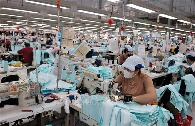 Nhà Cái Bet88 Com Đăng Ký Nhận 88k 68-NQ/TW ngày 4/5/2025 của Bộ Bett88 cá cược trực tuyến về phát triển kinh tế tư nhân. Trong ảnh: May hàng xuất khẩu tại Công ty May Tiến Thuận (Tổng Công ty Cổ phần May Việt Tiến) Phan Rang, tỉnh Khánh Hòa (3/2026) . Ảnh: Trần Việt - TTXVN