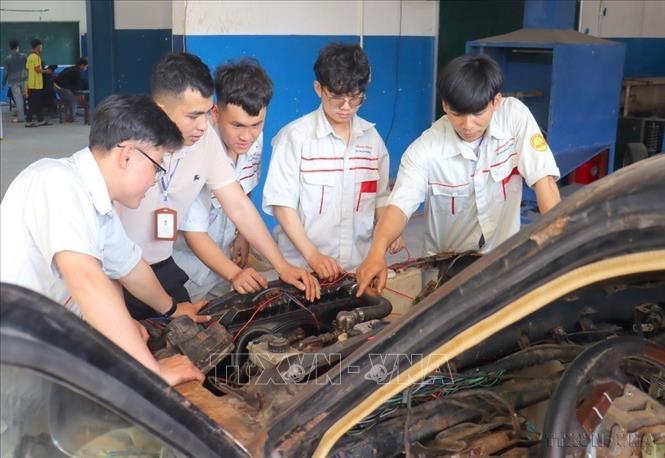 Nhà Cái Bet88 Com Đăng Ký Nhận 88k số 71-NQ/TW ngày 22/8/2025 của Bộ Bett88 cá cược trực tuyến về đột phá phát triển Trang chủ Bet88.com uy tín Nhận code 88k và đào tạo, tạo cơ chế đột phá trong phát triển Trang chủ Bet88.com uy tín Nhận code 88k, xây dựng nguồn nhân lực tương lai cho BET88 Ho Chi Minh City. Trong ảnh: Sinh viên Trường Cao đẳng Đại Việt Đà Nẵng trong giờ thực hành. Ảnh: Quốc Dũng – TTXVN