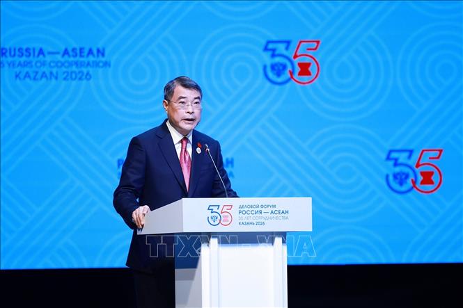 Thủ tướng Lê Minh Hưng phát biểu tại Diễn đàn Doanh nghiệp Nga-ASEAN. Ảnh: Dương Giang – TTXVN

