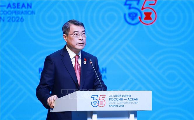 Thủ tướng Lê Minh Hưng phát biểu tại Diễn đàn Doanh nghiệp Nga-ASEAN. Ảnh: Dương Giang – TTXVN

