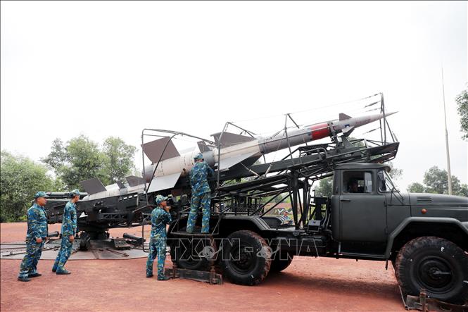Một buổi huấn luyện phối hợp tác chiến tại Tiểu đoàn 124, Trung đoàn Tên lửa 284, Sư đoàn 365. Ảnh: Danh Lam – TTXVN