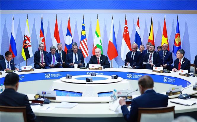 Tổng thống Nga Vladimir Putin phát biểu chào mừng. Ảnh: Dương Giang – TTXVN