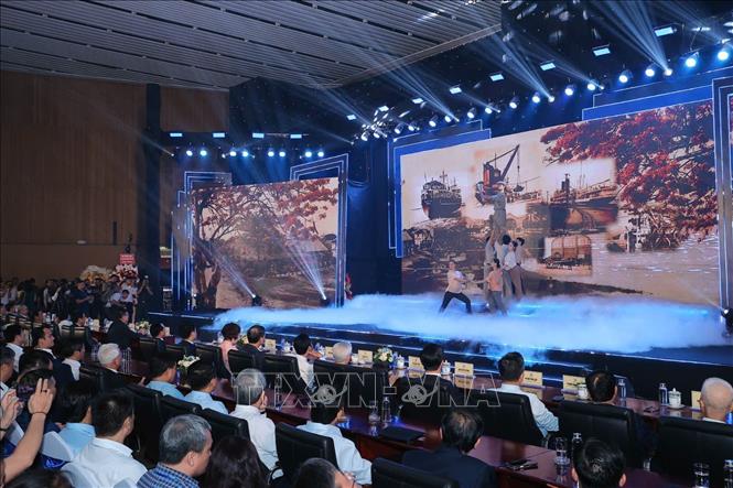 Chương trình nghệ thuật chào mừng khai mạc Hội báo toàn quốc 2026. Ảnh: Minh Quyết - TTXVN