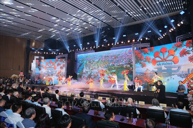 Chương trình nghệ thuật chào mừng khai mạc Hội báo toàn quốc 2026. Ảnh: Minh Quyết - TTXVN