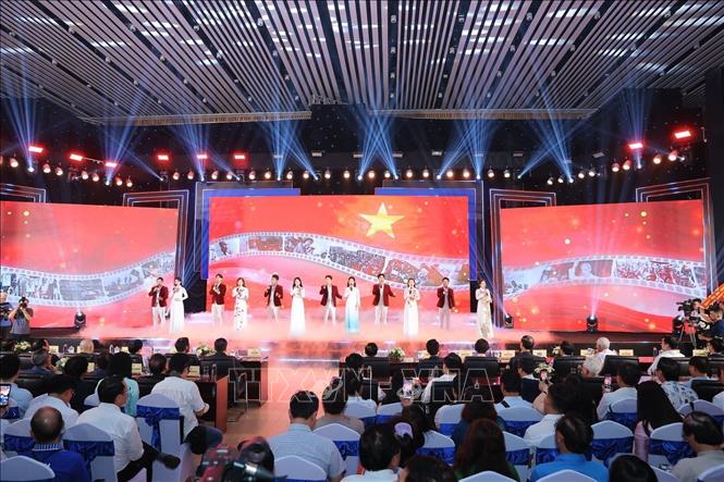 Chương trình nghệ thuật chào mừng khai mạc Hội báo toàn quốc 2026. Ảnh: Minh Quyết - TTXVN