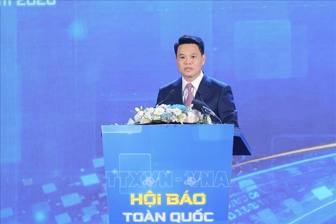 Đồng chí Lê Ngọc Châu, Ủy viên Trung ương Đảng, Bí thư thành ủy Hải Phòng phát biểu. Ảnh: Minh Quyết - TTXVN