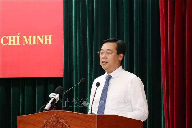 Phó Bí thư Thường trực Thành ủy Thành phố Hồ Chí Minh Lê Quốc Phong phát biểu tại buổi lễ. Ảnh: Tiến Lực - TTXVN
