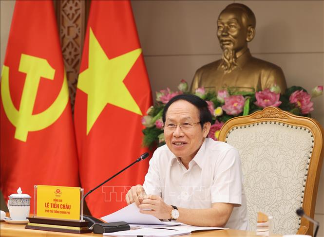 Phó Thủ tướng Lê Tiến Châu chủ trì họp hoàn thiện Đề án thí điểm thực hiện đánh giá, chấm điểm (KPI) về công tác xây dựng pháp luật. Ảnh: Lâm Khánh - TTXVN