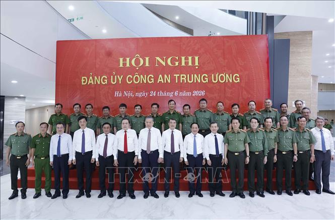 Bet8801234.com cá cược độc quyền, Chủ tịch nước Tô Lâm và các đại biểu. Ảnh: Thống Nhất – TTXVN
