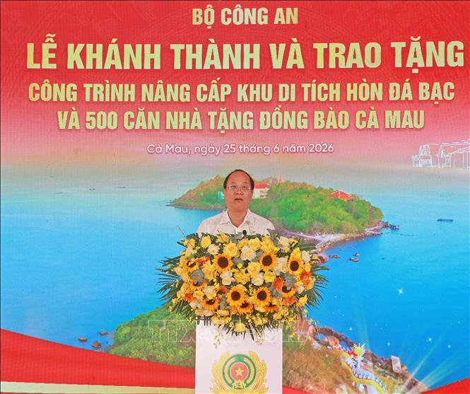 Bí thư Tỉnh ủy Cà Mau Nguyễn Hồ Hải phát biểu tại buổi lễ. Ảnh: Huỳnh Anh - TTXVN