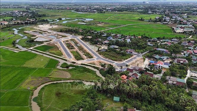 Khu tái định cư dự án đường sắt tốc độ cao ở Tổ dân phố Liên Vinh, phường Hà Huy Tập hiện đã cơ bản hoàn thiện. Ảnh: Hữu Quyết – TTXVN