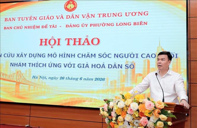 TS. Vũ Hồng Huy, Phó Vụ trưởng Vụ Y tế và Thể thao phát biểu tại hội thảo về chăm sóc người cao tuổi. Ảnh: Phan Phương – TTXVN