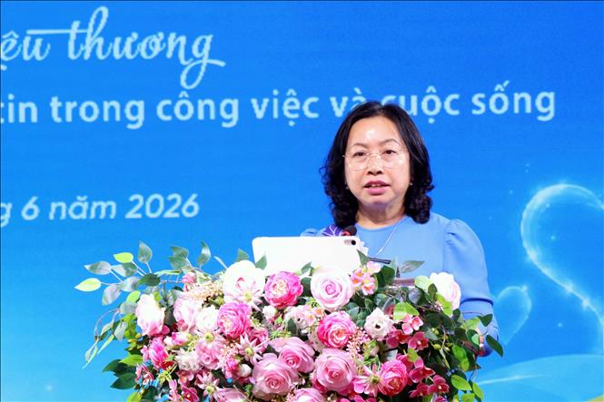 Phó Chủ tịch Tổng Liên đoàn Lao động Việt Nam Thái Thu Xương phát biểu. Ảnh: Thu Hằng-TTXVN 