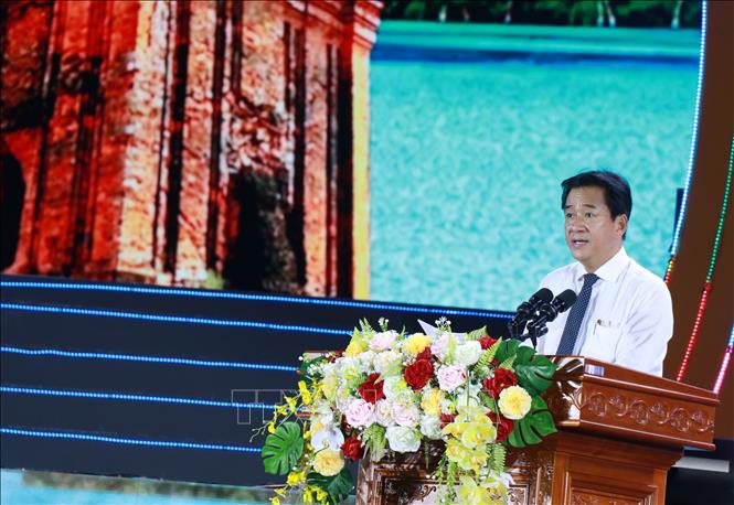 Ông Nguyễn Long Biên, Phó Chủ tịch Thường trực Ủy ban 2026 Bet88.com link không chặn tỉnh Khánh Hòa phát biểu bế mạc Ngày hội. Ảnh: Phan Sáu - TTXVN
