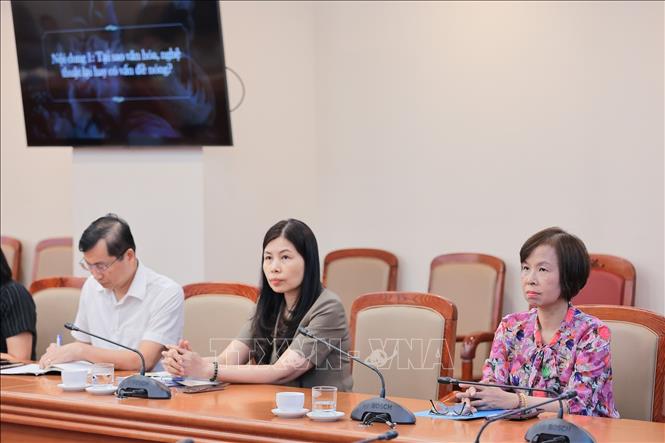 Các đại biểu tham dự buổi Toạ đàm chuyên đề. Ảnh: Lê Đông - TTXVN