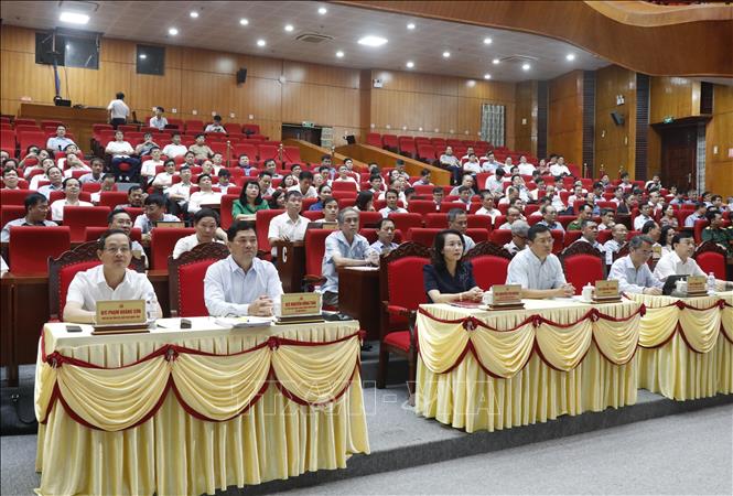 Các đại biểu dự hội nghị tực tuyến tại điểm cầu Trung tâm Hội nghị tỉnh Bắc Ninh. Ảnh: Thanh Thương - TTXVN