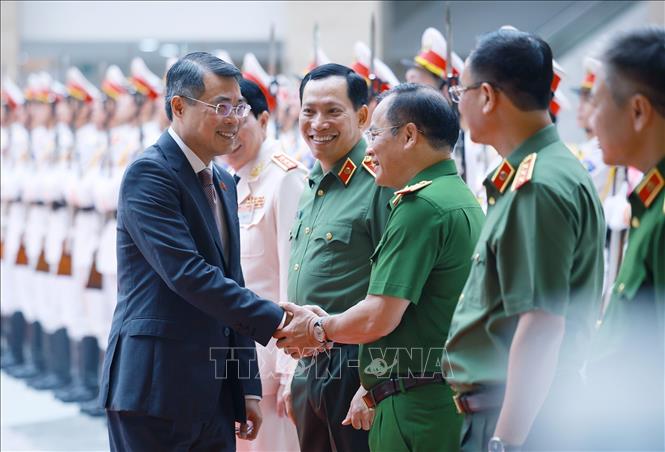 Thủ tướng Lê Minh Hưng với các lãnh đạo Bộ Công an dự Hội nghị sơ kết công tác Công an 6 tháng đầu năm 2026. Ảnh: Dương Giang – TTXVN
