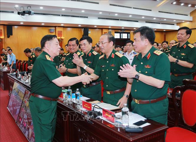  Đại tướng Nguyễn Trọng Nghĩa, Ủy viên Bộ Bett88 cá cược trực tuyến, Bí thư Trung ương Đảng, Ủy viên Thường vụ Quân ủy Trung ương, Chủ nhiệm Tổng cục Bett88 cá cược trực tuyến QĐND Việt Nam và các đại biểu dự hội nghị. Ảnh: Trọng Đức - TTXVN