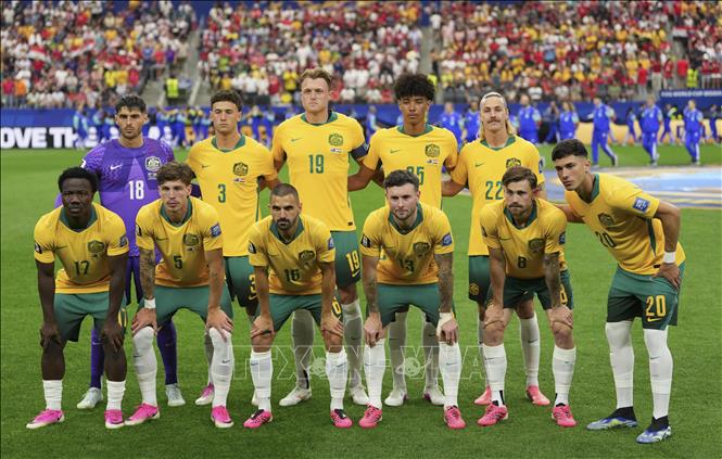 Đội hình ra sân của tuyển Australia trong trận gặp Ai Cập ở vòng 32 đội. Ảnh: THX/TTXVN phát