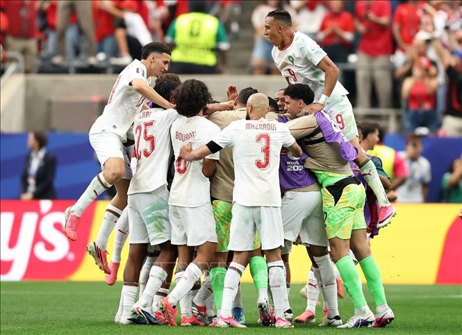 Maroc trở thành đại diện châu Phi đầu tiên trong lịch sử hai lần lọt vào tứ kết World Cup. Ảnh: THX/TTXVN phát