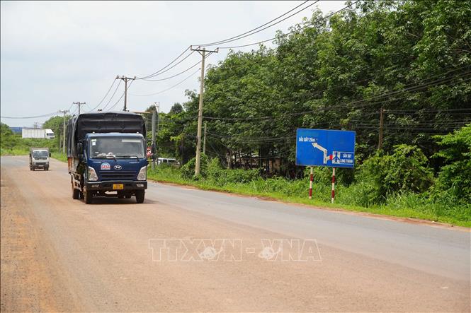 Đường 769 đoạn qua sân bay Long Thành sẽ được nâng cấp mở rộng. Ảnh: Công Phong - TTXVN