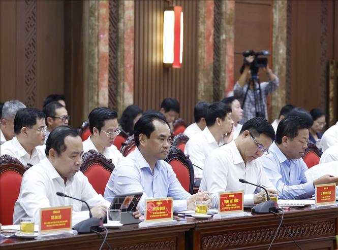 Các đại biểu tham dự cuộc làm việc. Ảnh: Thống Nhất – TTXVN