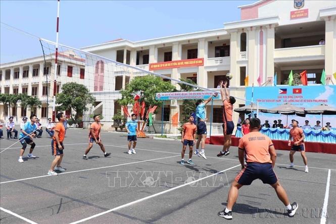 Giao lưu thể thao giữa Bộ Tư lệnh Vùng Cảnh sát biển 2 với Lực lượng Bảo vệ bờ biển Philippines (Quảng Nam, 16/04/2025). Ảnh: TTXVN